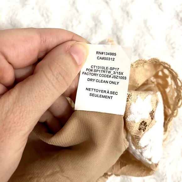 NEW For Love & Lemons Latte Beige Floral Lace Matador Tie Crop Top XS - Picture 7 of 8